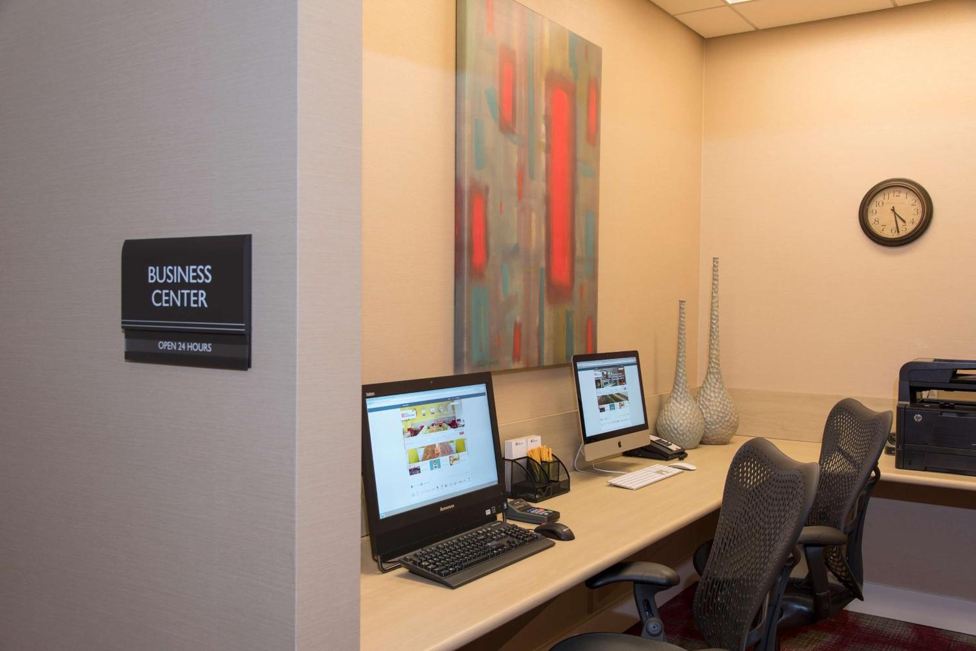 Hilton Garden Inn Louisville Downtown Exterior foto